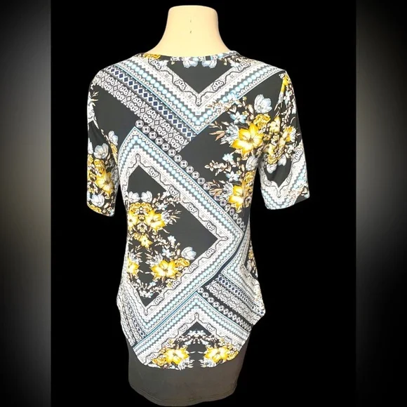 EST 1946 blouse - Picture 2 of 10